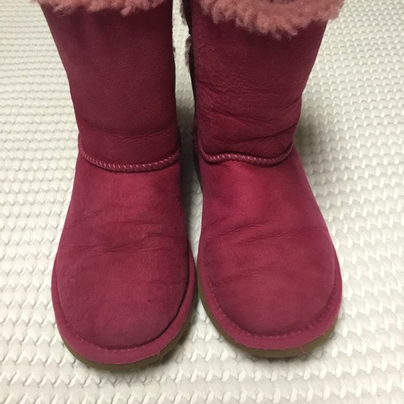 UGG Bright Pink Bailey Bow Boots size 3 - Picture 7 of 8